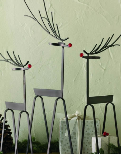 Ciervos de metal para decorar en navidad.